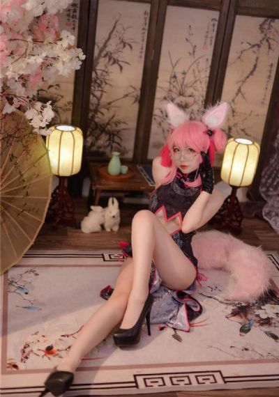 亚洲精品乱码久久久久久花季_720在线观看完整版