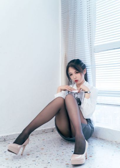美丽姑娘免费观看高清动漫版_高清免费观看视频